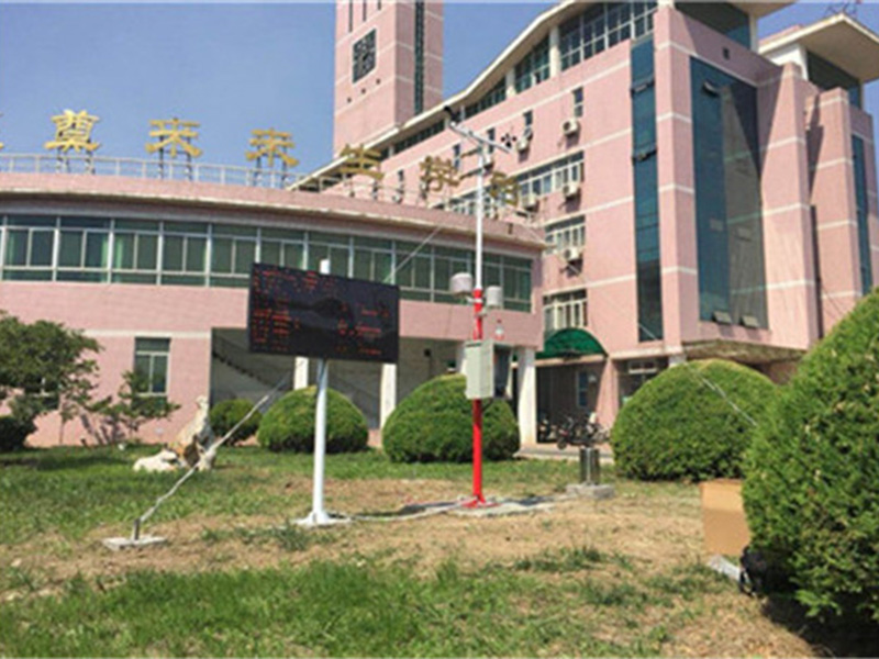 霍爾德校園氣象站，可延伸學生的課外知識